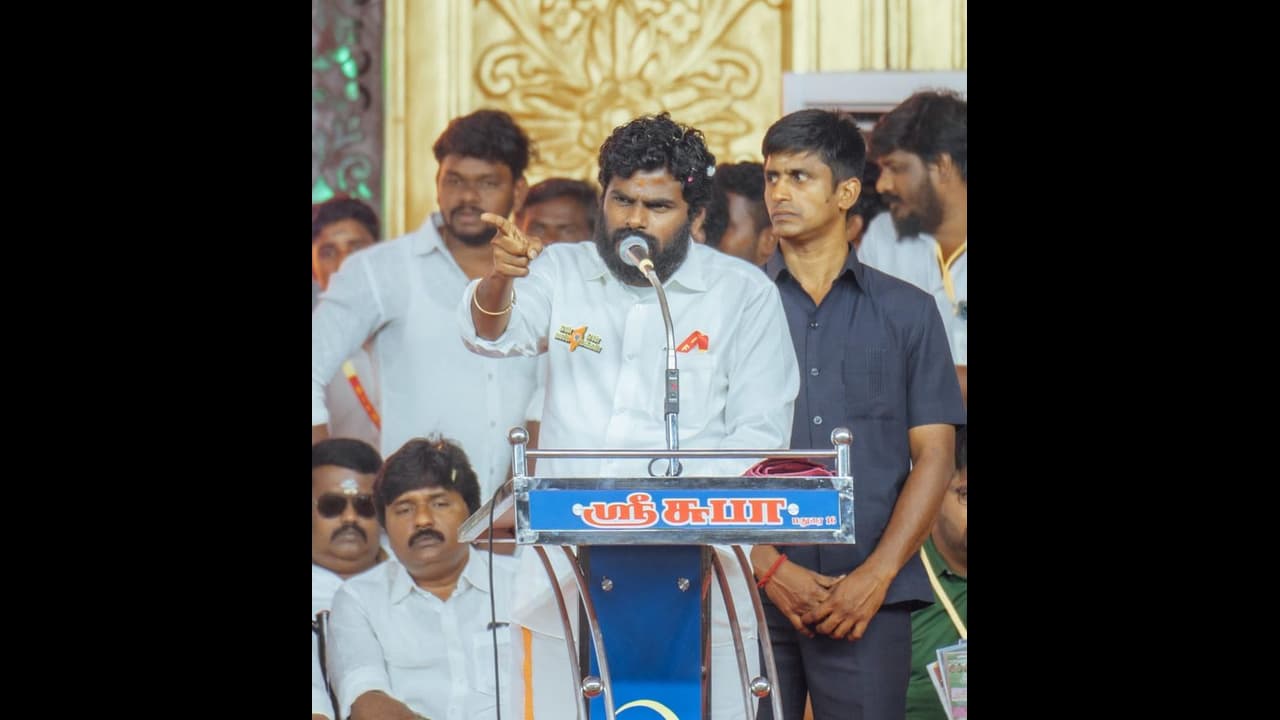 முத்துராமலிங்கத் தேவர் வடிவில் நரேந்திர மோடி செயலாற்றுகிறார்... 450 இடங்களில் பாஜகவின் வெற்றி உறுதி அண்ணாமலை முத்துராமலிங்கத் தேவர் வடிவில் நரேந்திர மோடி செயலாற்றுகிறார்... 450 இடங்களில் பாஜகவின் வெற்றி உறுதி அண்ணாமலை