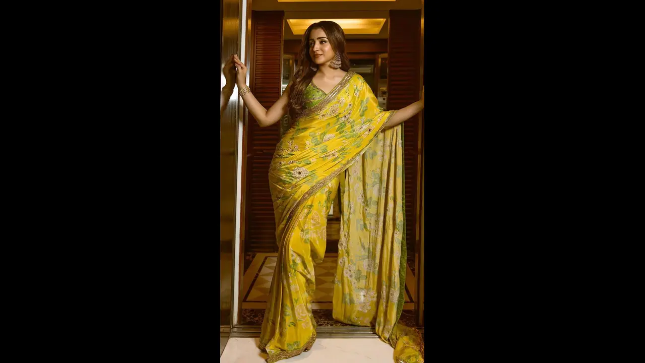 ಘಟಾನುಘಟಿ ತಾರೆಯರನ್ನು ಹಿಂದಿಕ್ಕಿ ತ್ರಿಷಾ ಕೃಷ್ಣನ್ ಪಡೆಯುತ್ತಿರುವ ಸಂಭಾವನೆ ಎಷ್ಟು ಗೊತ್ತಾ? ಘಟಾನುಘಟಿ ತಾರೆಯರನ್ನು ಹಿಂದಿಕ್ಕಿ ತ್ರಿಷಾ ಕೃಷ್ಣನ್ ಪಡೆಯುತ್ತಿರುವ ಸಂಭಾವನೆ ಎಷ್ಟು ಗೊತ್ತಾ?