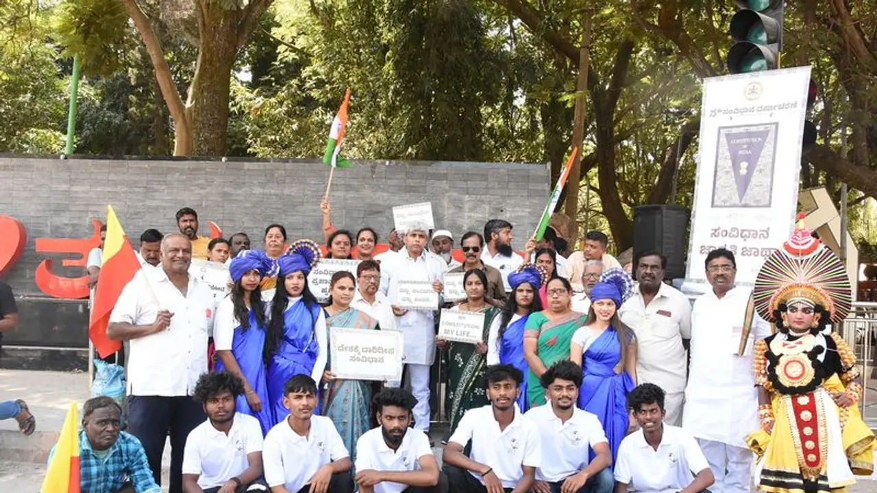  ಪ್ರಜಾಪ್ರಭುತ್ವ ಗಟ್ಟಿಯಾಗಿ ನೆಲೆ ನಿಲ್ಲಲು ಸಂವಿಧಾನ ಕಾರಣ : ಮುರುಳೀಧರ ಹಾಲಪ್ಪ