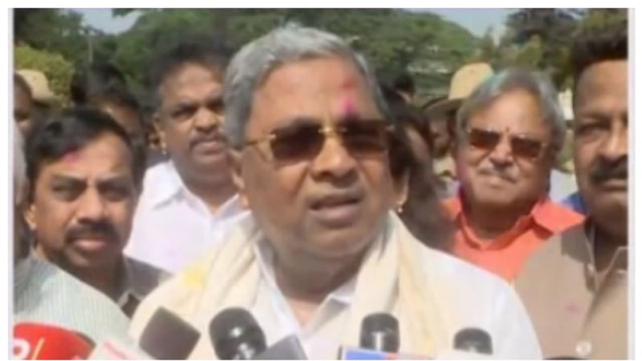 బీజేపీ నేతలకు బ్రెయిన్ లేదు.. నేను రామ భక్తుడినే.. ఆలయాలనూ నిర్మించా సిద్ధరామయ్య.. బీజేపీ నేతలకు బ్రెయిన్ లేదు.. నేను రామ భక్తుడినే.. ఆలయాలనూ నిర్మించా సిద్ధరామయ్య..