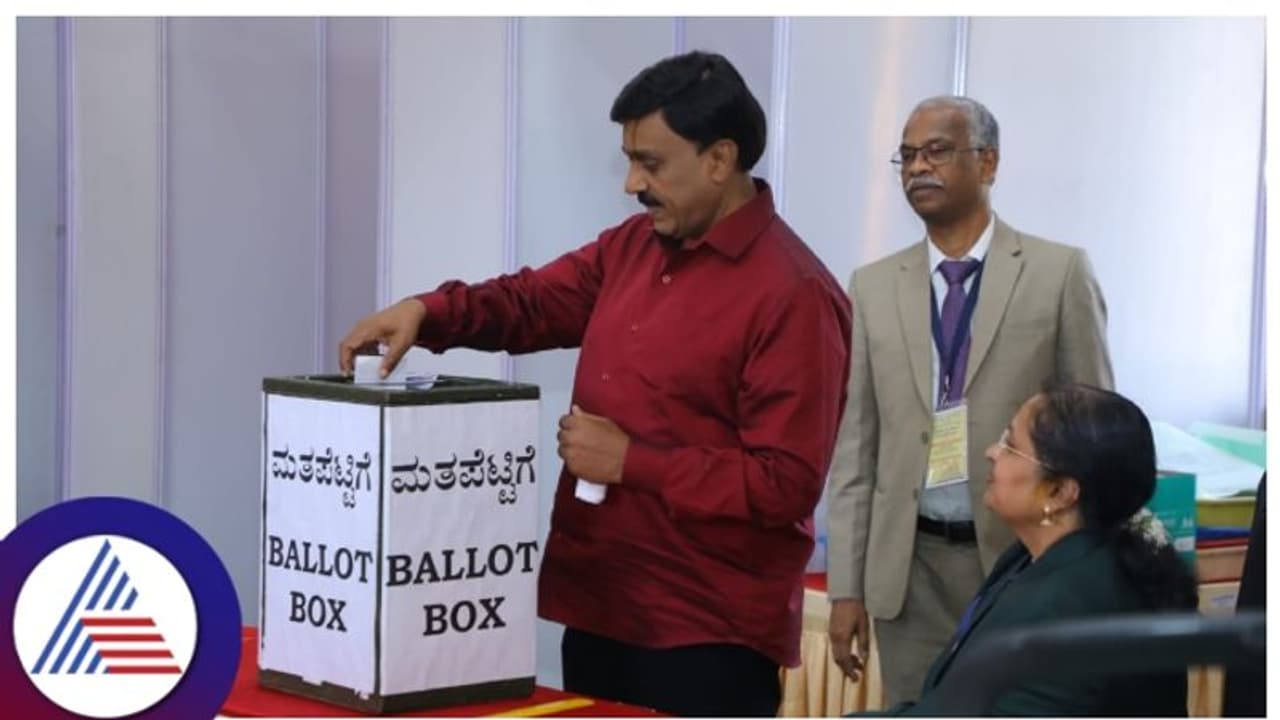 ಮೋದಿ ಮತ್ತೊಮ್ಮೆ ಪ್ರಧಾನಿಯಾಗಬೇಕು ಎನ್ನುತ್ತಲೇ ಕಾಂಗ್ರೆಸ್ ಗೆ ಮತ ಹಾಕಿದ ಜನಾರ್ಧನ ರೆಡ್ಡಿ! ಮೋದಿ ಮತ್ತೊಮ್ಮೆ ಪ್ರಧಾನಿಯಾಗಬೇಕು ಎನ್ನುತ್ತಲೇ ಕಾಂಗ್ರೆಸ್ ಗೆ ಮತ ಹಾಕಿದ ಜನಾರ್ಧನ ರೆಡ್ಡಿ!