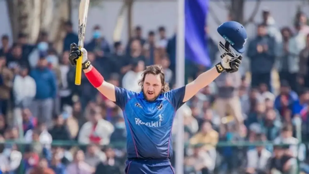 Fastest T20I hundred: టీ20 క్రికెట్లో సరికొత్త చరిత్ర.. 33 బంతుల్లోనే సెంచరీ.. ! Fastest T20I hundred: టీ20 క్రికెట్లో సరికొత్త చరిత్ర.. 33 బంతుల్లోనే సెంచరీ.. !