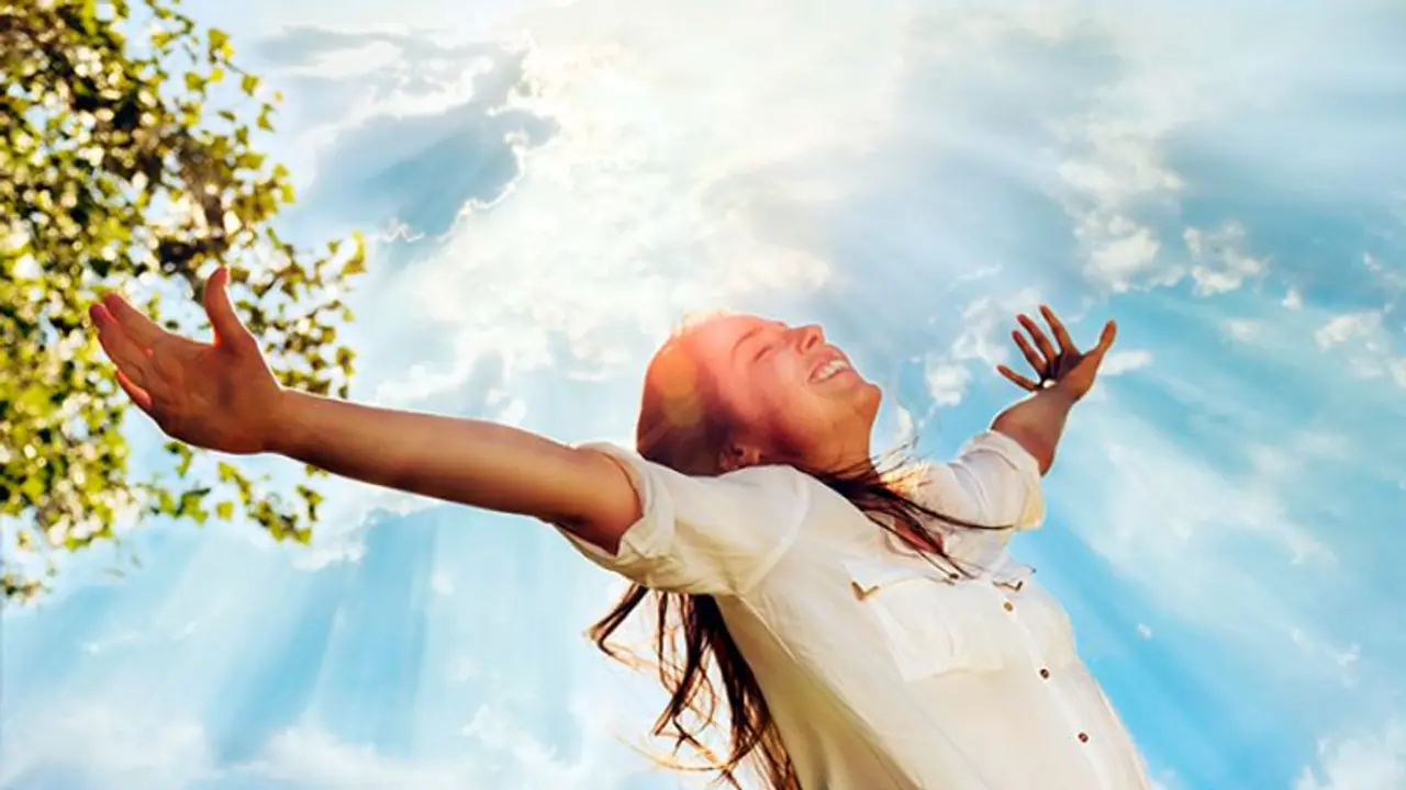 രാവിലെ ഇളംവെയില് കൊള്ളുന്നത് കൊണ്ടുള്ള ഗുണങ്ങള് അറിയാം... രാവിലെ ഇളംവെയില് കൊള്ളുന്നത് കൊണ്ടുള്ള ഗുണങ്ങള് അറിയാം...