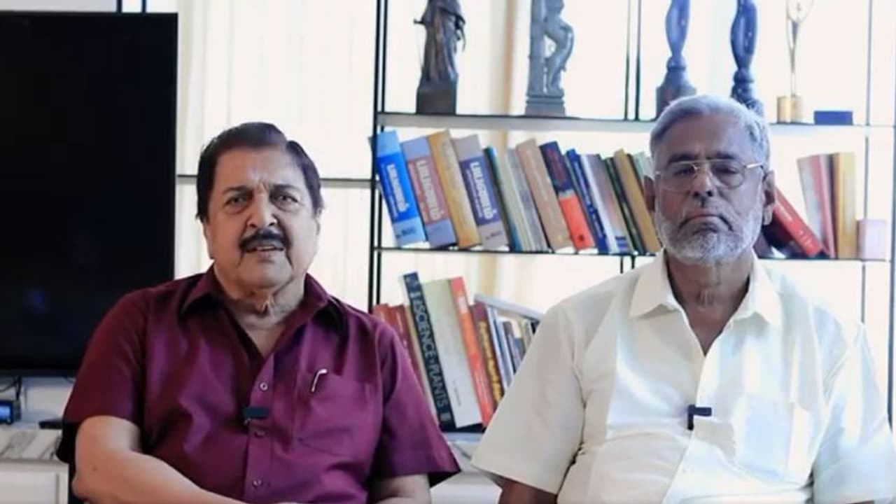 நான் பண்ணது தப்பு தான்... பூதாகரமான சால்வை விவகாரம்; மன்னிப்பு கேட்ட சிவகுமார் வீடியோ இதோ நான் பண்ணது தப்பு தான்... பூதாகரமான சால்வை விவகாரம்; மன்னிப்பு கேட்ட சிவகுமார் வீடியோ இதோ