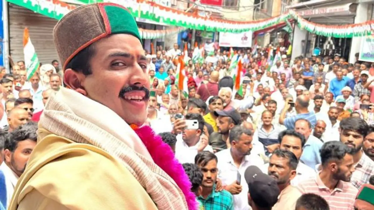 Who is Vikramaditya Singh, the royal who jolted the Congress governent in Himachal Pradesh? Who is Vikramaditya Singh, the royal who jolted the Congress governent in Himachal Pradesh?