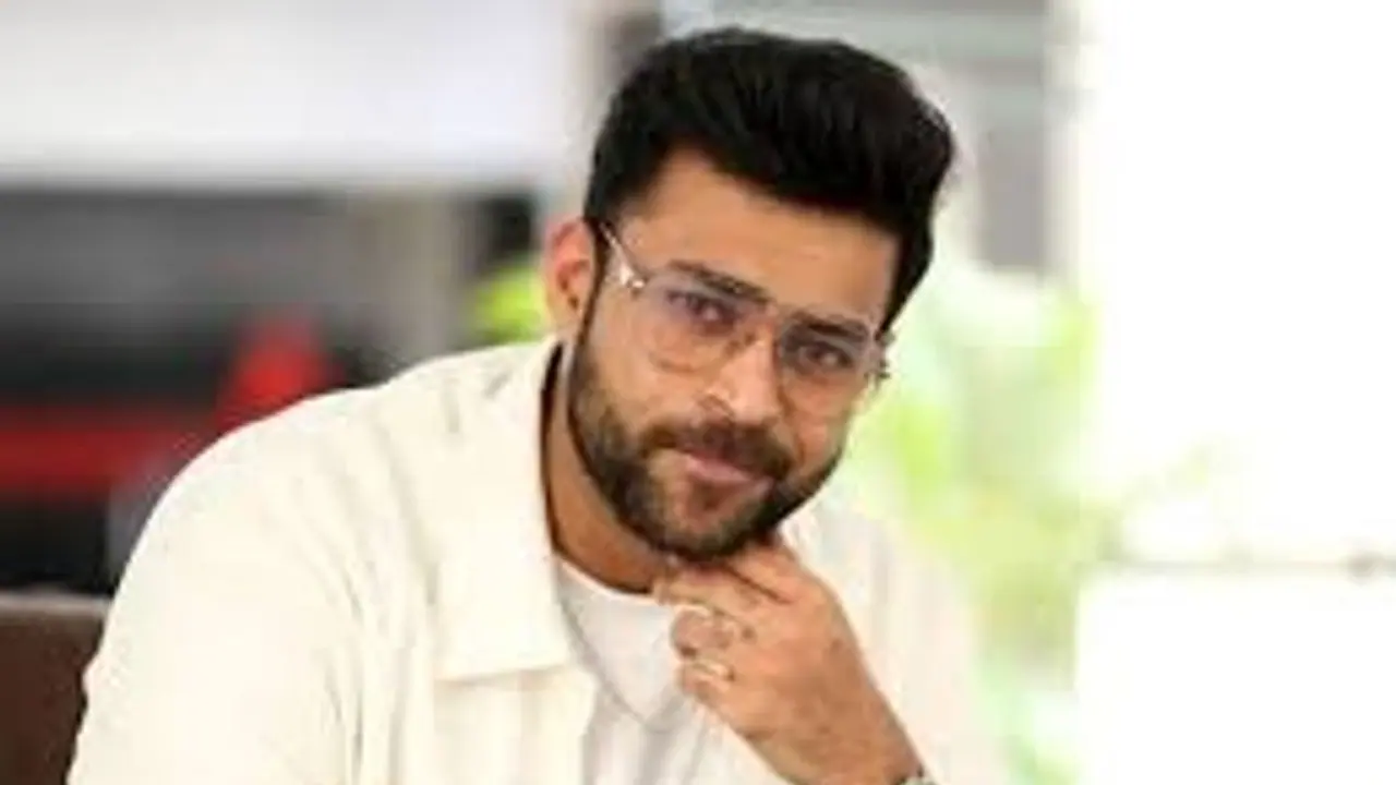 ఫ్లాపుల్లో ఉన్న మెగా హీరోని గట్టెక్కించేందుకు మరోసారి ఆ డైరెక్టర్.. మరోసారి క్రేజీ కాంబినేషన్ ఫ్లాపుల్లో ఉన్న మెగా హీరోని గట్టెక్కించేందుకు మరోసారి ఆ డైరెక్టర్.. మరోసారి క్రేజీ కాంబినేషన్