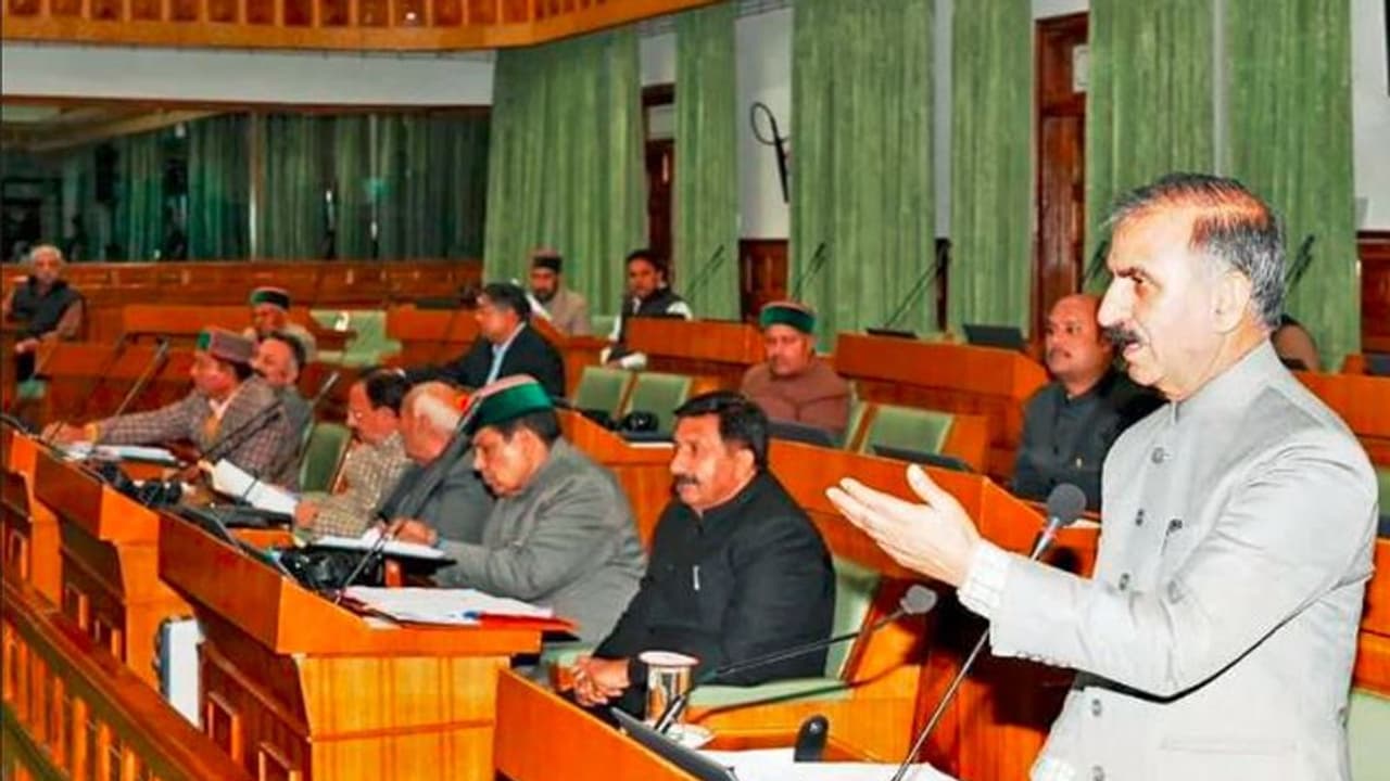 ഹിമാചലിൽ വീണ്ടും ട്വിസ്റ്റ്, 3 എംഎൽഎമാർ രാജിവച്ചു, ബിജെപിയിൽ ചേരും; കോൺഗ്രസ് സർക്കാരിന് പ്രതിസന്ധിയാകുമോ? ഹിമാചലിൽ വീണ്ടും ട്വിസ്റ്റ്, 3 എംഎൽഎമാർ രാജിവച്ചു, ബിജെപിയിൽ ചേരും; കോൺഗ്രസ് സർക്കാരിന് പ്രതിസന്ധിയാകുമോ?