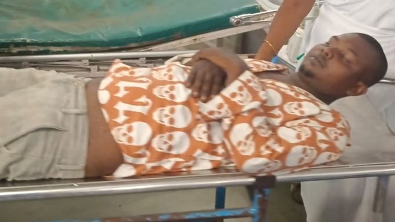 வழிப்பறி ஆசாமிகளால் உயிரிழந்த பெண்: இருவரை துப்பாக்கியால் சுட்டு பிடித்து போலீசார் விசாரணை! வழிப்பறி ஆசாமிகளால் உயிரிழந்த பெண்: இருவரை துப்பாக்கியால் சுட்டு பிடித்து போலீசார் விசாரணை!