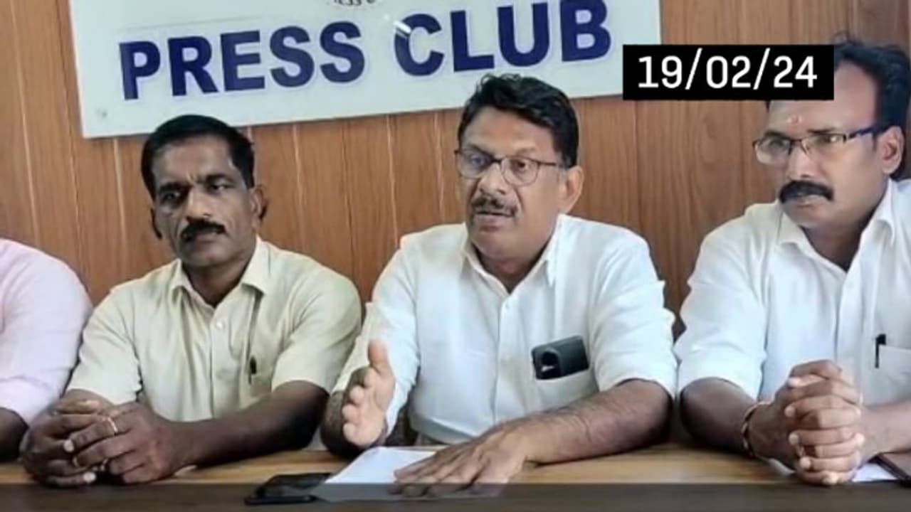 'ളോഹ' പരാമർശത്തിൽ സ്ഥാനം തെറിച്ചു! വയനാട് ബിജെപി ജില്ലാ പ്രസിഡൻറ് മധുവിനെതിരെ നടപടി, സ്ഥാനത്ത് നിന്ന് നീക്കി 'ളോഹ' പരാമർശത്തിൽ സ്ഥാനം തെറിച്ചു! വയനാട് ബിജെപി ജില്ലാ പ്രസിഡൻറ് മധുവിനെതിരെ നടപടി, സ്ഥാനത്ത് നിന്ന് നീക്കി