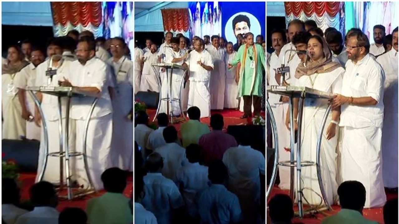 ദേശീയ ഗാനം തെറ്റിച്ച് പാടിയ സംഭവം; കോണ്ഗ്രസ് നേതാവ് പാലോട് രവിക്കെതിരെ പൊലീസിൽ പരാതി ദേശീയ ഗാനം തെറ്റിച്ച് പാടിയ സംഭവം; കോണ്ഗ്രസ് നേതാവ് പാലോട് രവിക്കെതിരെ പൊലീസിൽ പരാതി