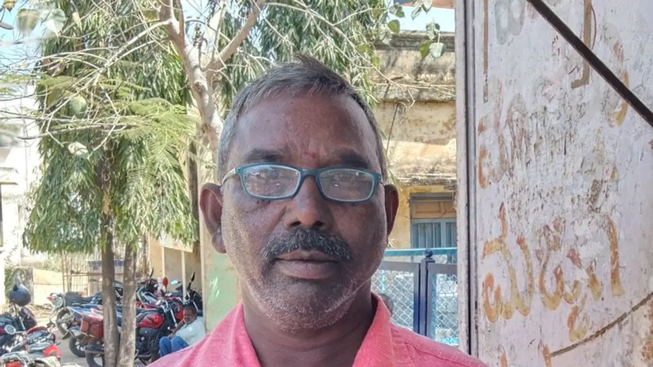 ಚಿತ್ರದುರ್ಗ ಕ್ಷೇತ್ರಕ್ಕೆ ಕನ್ನಮೇಡಿ ಕೃಷ್ಣಮೂರ್ತಿ ಪಕ್ಷೇತರ ಅಭ್ಯರ್ಥಿಯಾಗಿ ಸ್ವರ್ಧೆ ಚಿತ್ರದುರ್ಗ ಕ್ಷೇತ್ರಕ್ಕೆ ಕನ್ನಮೇಡಿ ಕೃಷ್ಣಮೂರ್ತಿ ಪಕ್ಷೇತರ ಅಭ್ಯರ್ಥಿಯಾಗಿ ಸ್ವರ್ಧೆ