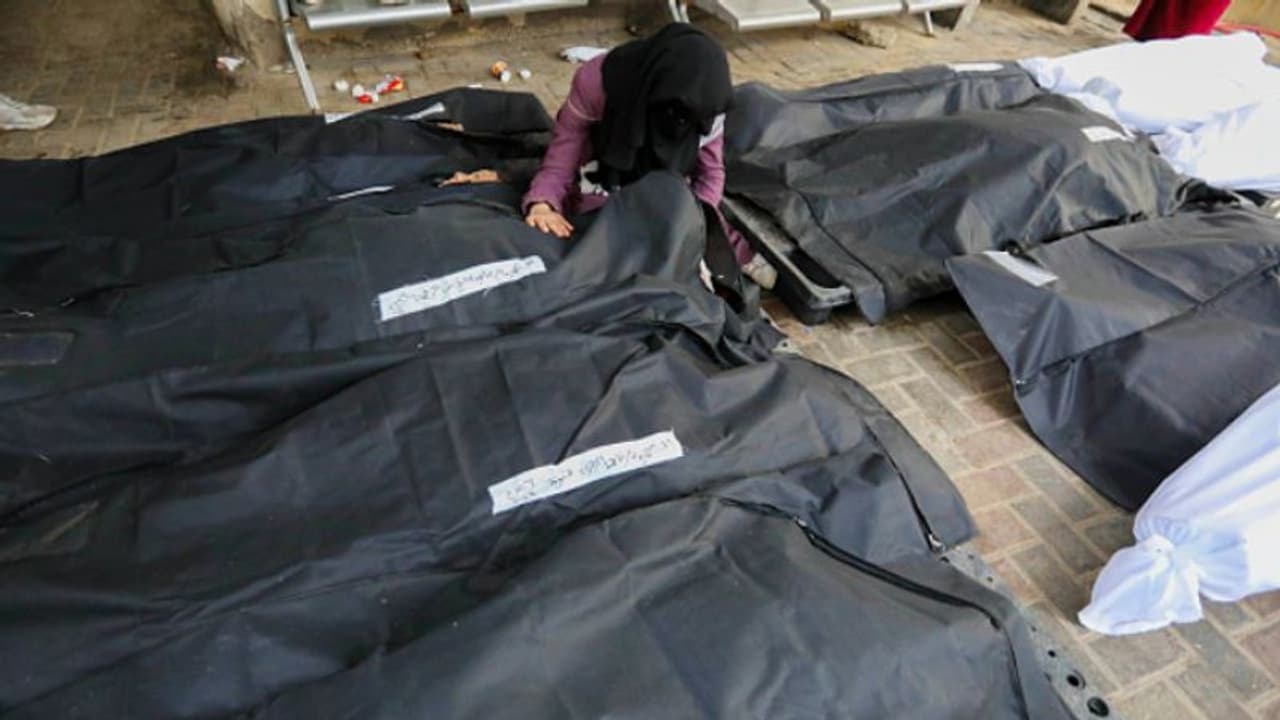 ഭക്ഷണം വാങ്ങാൻ കാത്തുനിന്നവർക്ക് നേരെ ഇസ്രയേൽ വെടിവയ്പ്, അപലപിച്ച് ലോകരാജ്യങ്ങൾ ഭക്ഷണം വാങ്ങാൻ കാത്തുനിന്നവർക്ക് നേരെ ഇസ്രയേൽ വെടിവയ്പ്, അപലപിച്ച് ലോകരാജ്യങ്ങൾ