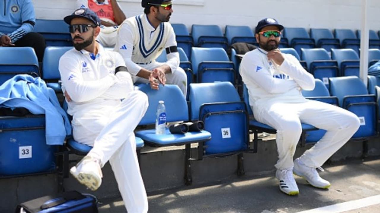 കിഷനും ശ്രേയസും മാത്രമല്ല, കോലിയും രോഹിത്തും രഞ്ജി ട്രോഫി കളിക്കണം, തുറന്നു പറഞ്ഞ് മുന് താരം കിഷനും ശ്രേയസും മാത്രമല്ല, കോലിയും രോഹിത്തും രഞ്ജി ട്രോഫി കളിക്കണം, തുറന്നു പറഞ്ഞ് മുന് താരം