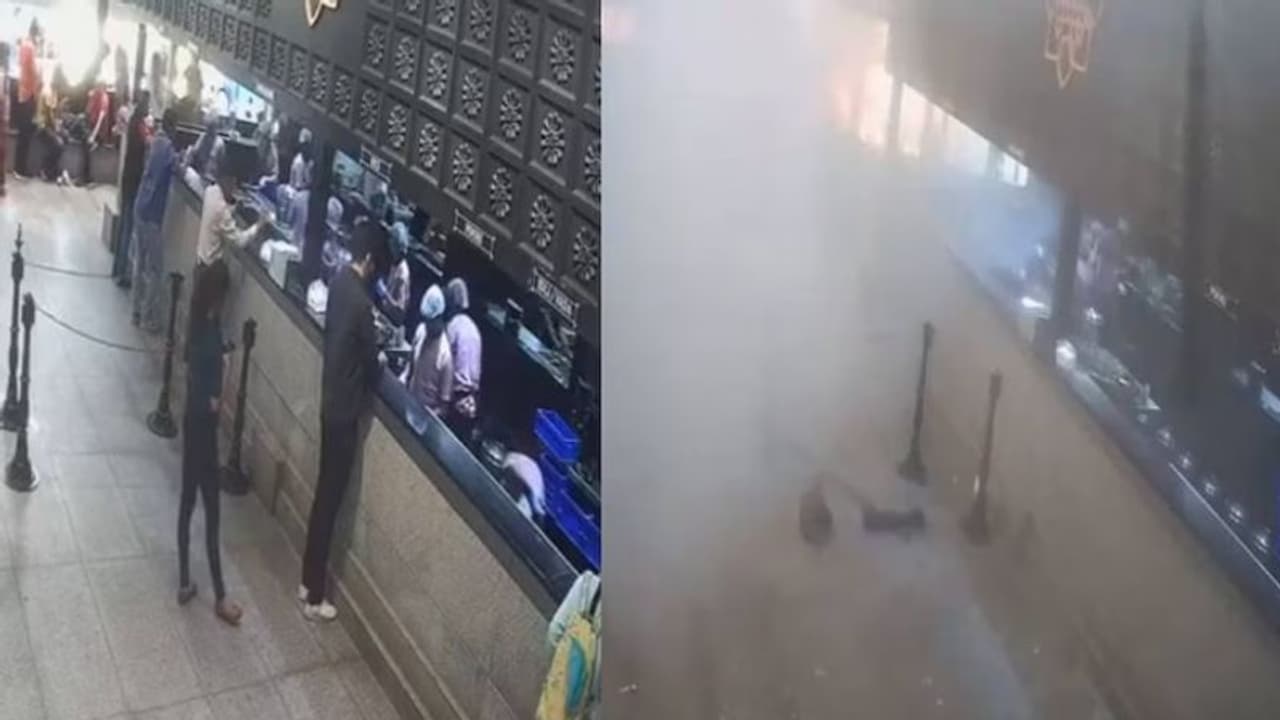 ഉദ്യാനനഗരിയെ ഞെട്ടിച്ച സായാഹ്നം, ഉണ്ടായത് വലിയ പൊട്ടിത്തെറി, ആളുകൾ ചിതറിയോടി സ്ഫോടന ദൃശ്യങ്ങൾ പുറത്ത് ഉദ്യാനനഗരിയെ ഞെട്ടിച്ച സായാഹ്നം, ഉണ്ടായത് വലിയ പൊട്ടിത്തെറി, ആളുകൾ ചിതറിയോടി സ്ഫോടന ദൃശ്യങ്ങൾ പുറത്ത്