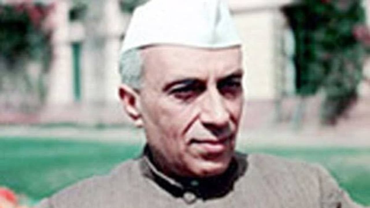 'എഡ്വിനക്കും ഐൻസ്റ്റീനുമടക്കം നെഹ്റു എഴുതിയ കത്തുകള്‍ കൈമാറണം'; രാഹുലിനോട് കേന്ദ്രത്തിന്റെ അഭ്യർഥന 