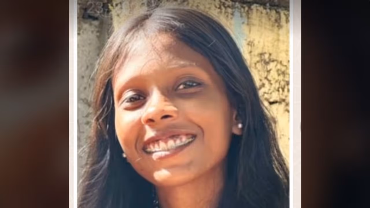 ലോറി ബൈക്കിലിടിച്ച് എസ്എഫ്‌ഐ നേതാവിന് ദാരുണാന്ത്യം: അപകടം ഏരിയാ സമ്മേളനത്തില്‍ പങ്കെടുക്കാന്‍ പോകുമ്പോള്‍