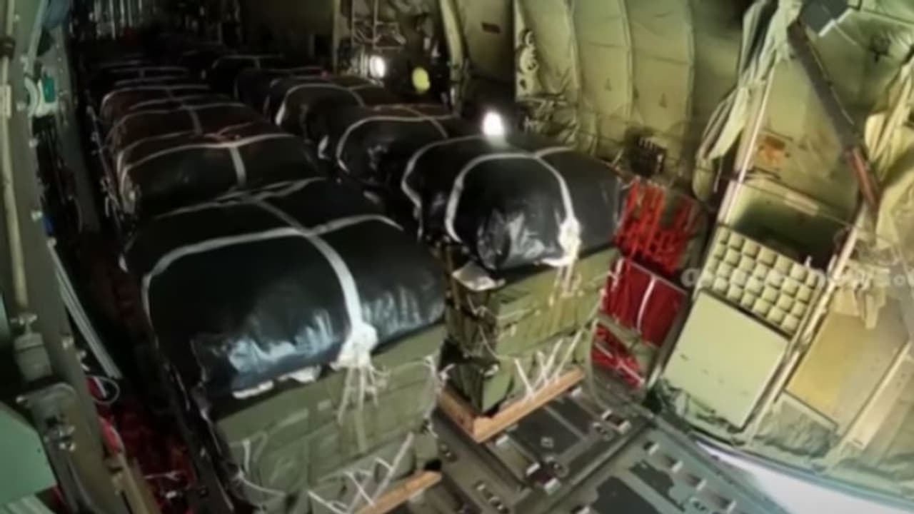 ഗാസയിൽ നേരിട്ട് സഹായമെത്തിച്ച് അമേരിക്ക; 38,000 ഭക്ഷണപ്പൊതികൾ എയർഡ്രോപ് ചെയ്തു