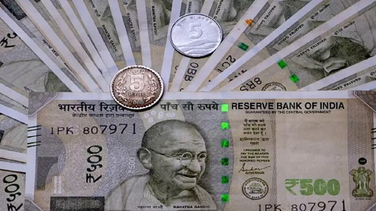 Indian Rupee becomes the strongest currency in Asia: Impacts, opportunities, and challenges 