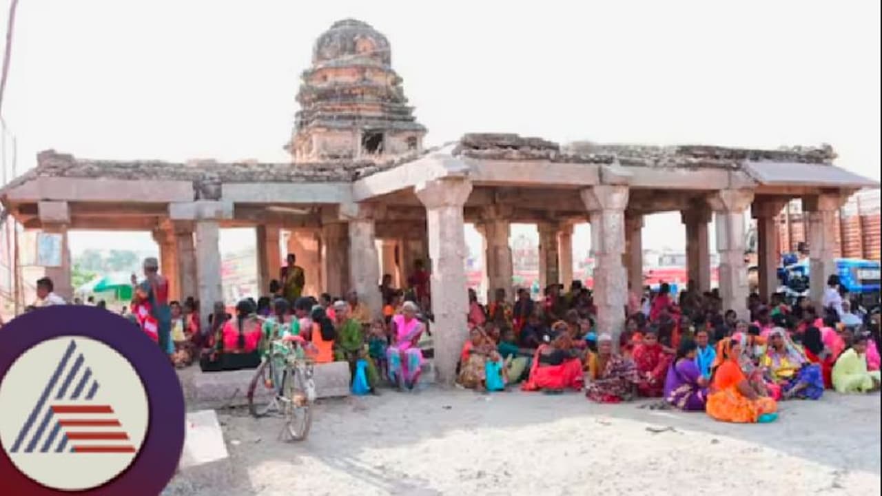 ಕನಕಗಿರಿ ಉತ್ಸವದ ಅಬ್ಬರದಲ್ಲಿ ಸ್ಮಾರಕಗಳ ಕಣ್ಣೀರು ಕಾಣುತ್ತಿಲ್ಲ! ಕನಕಗಿರಿ ಉತ್ಸವದ ಅಬ್ಬರದಲ್ಲಿ ಸ್ಮಾರಕಗಳ ಕಣ್ಣೀರು ಕಾಣುತ್ತಿಲ್ಲ!