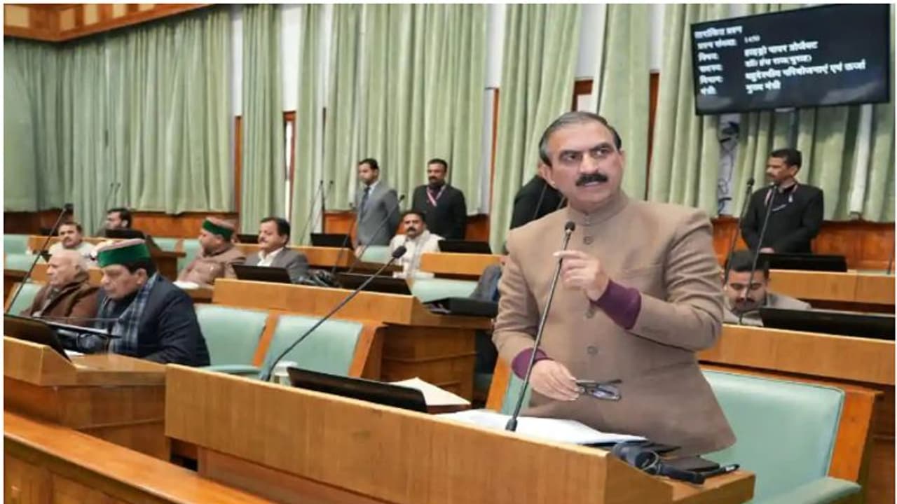 പ്രശ്നങ്ങൾ പരിഹരിച്ചെന്നത് പാഴ്വാക്ക്, രണ്ട് മന്ത്രിമാർ ഇറങ്ങിപ്പോയത് തിരിച്ചടി; ഹിമാചലില് വീണ്ടും പ്രതിസന്ധി പ്രശ്നങ്ങൾ പരിഹരിച്ചെന്നത് പാഴ്വാക്ക്, രണ്ട് മന്ത്രിമാർ ഇറങ്ങിപ്പോയത് തിരിച്ചടി; ഹിമാചലില് വീണ്ടും പ്രതിസന്ധി