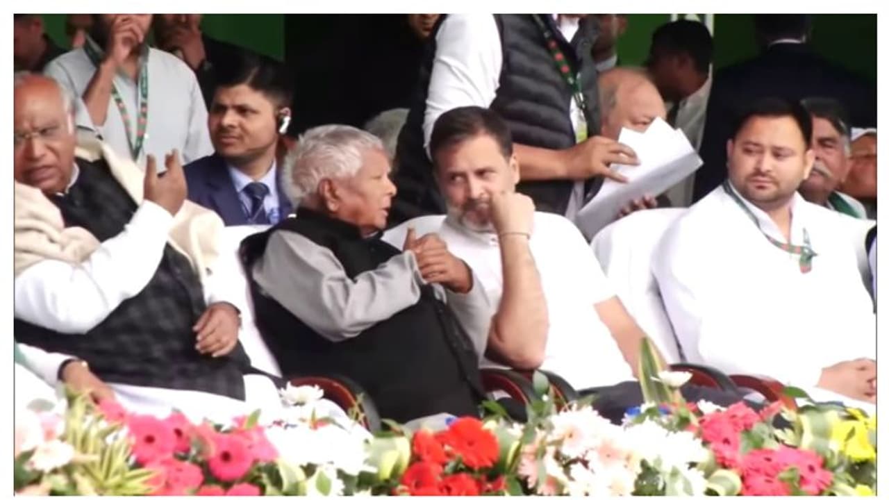 '2 സംസ്ഥാനങ്ങളിൽ നിന്നായി 120 സീറ്റുകൾ നേടിയാൽ രാജ്യത്തെ രക്ഷിക്കാം'; ഇന്ത്യ സഖ്യ റാലിയിൽ നിർണായക പ്രഖ്യാപനം