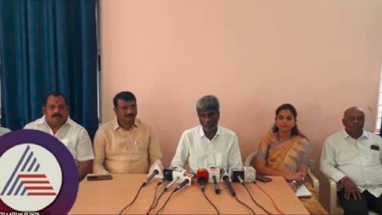 ಕಾಂಗ್ರೆಸ್ FSL ವರದಿ ಒಪ್ಪುವ ಸ್ಥಿತಿಯಲ್ಲಿಲ್ಲ: ಕೋಟ ಶ್ರೀನಿವಾಸ ಪೂಜಾರಿ ಕಾಂಗ್ರೆಸ್ FSL ವರದಿ ಒಪ್ಪುವ ಸ್ಥಿತಿಯಲ್ಲಿಲ್ಲ: ಕೋಟ ಶ್ರೀನಿವಾಸ ಪೂಜಾರಿ