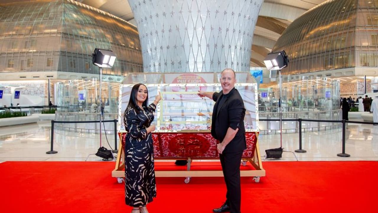 ഇന്ത്യൻ പ്രവാസിക്ക് ബിഗ് ടിക്കറ്റിലൂടെ 15 മില്യൺ ദിർഹം ഗ്രാൻഡ് പ്രൈസ് ഇന്ത്യൻ പ്രവാസിക്ക് ബിഗ് ടിക്കറ്റിലൂടെ 15 മില്യൺ ദിർഹം ഗ്രാൻഡ് പ്രൈസ്