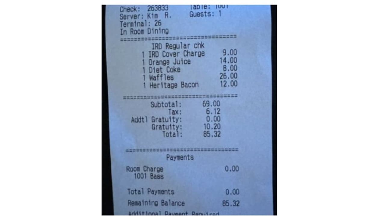 പ്രഭാത ഭക്ഷണത്തിന് 7,000 രൂപ ചെലവായെന്ന് കോടീശ്വരന്‍റെ പരാതി; പൊങ്കാലയിട്ട് സോഷ്യൽ മീഡിയ 