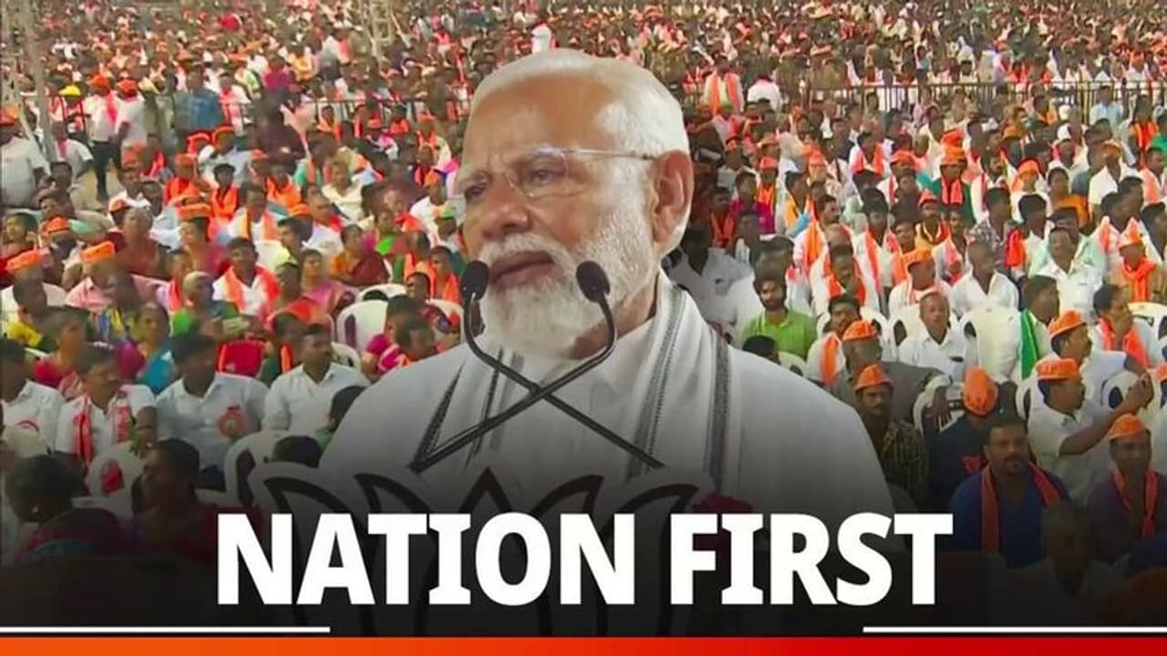 "நான்தான் மோடியின் குடும்பம்..." 5 நிமிஷத்துல சென்னையை அதிர வைத்த பிரதமர் மோடி! "நான்தான் மோடியின் குடும்பம்..." 5 நிமிஷத்துல சென்னையை அதிர வைத்த பிரதமர் மோடி!