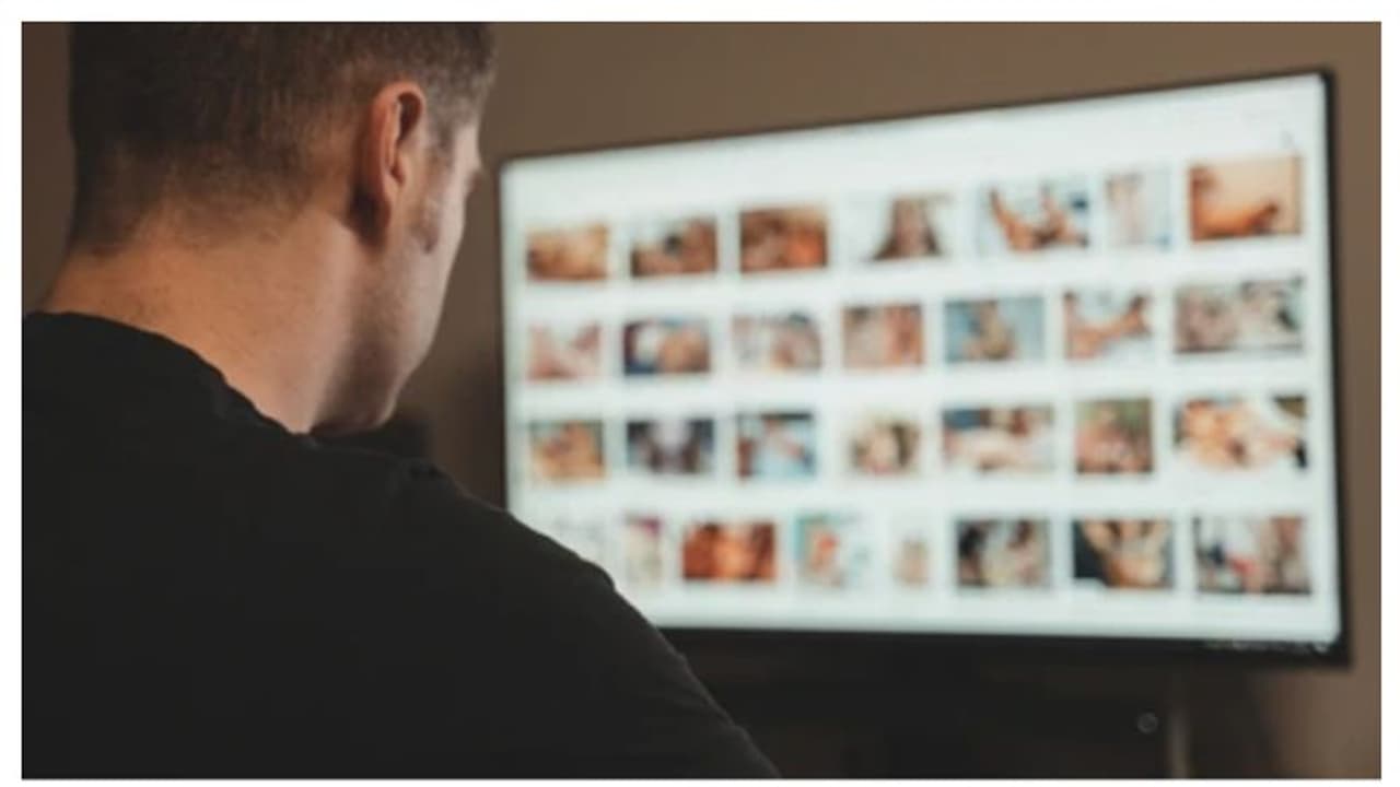 കടുപ്പിക്കുമോ നിയമം? 'പോണോ​ഗ്രാഫിക് വീഡിയോകൾക്ക് കടിഞ്ഞാണിടണം'; സുപ്രീംകോടതിയിൽ ഹ‍‍ര്‍ജി