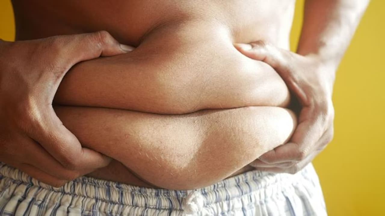 Health Tips: വയറിലെ കൊഴുപ്പിനെ പുറംതള്ളാന് രാവിലെ കുടിക്കാം ഈ പാനീയങ്ങള്... Health Tips: വയറിലെ കൊഴുപ്പിനെ പുറംതള്ളാന് രാവിലെ കുടിക്കാം ഈ പാനീയങ്ങള്...