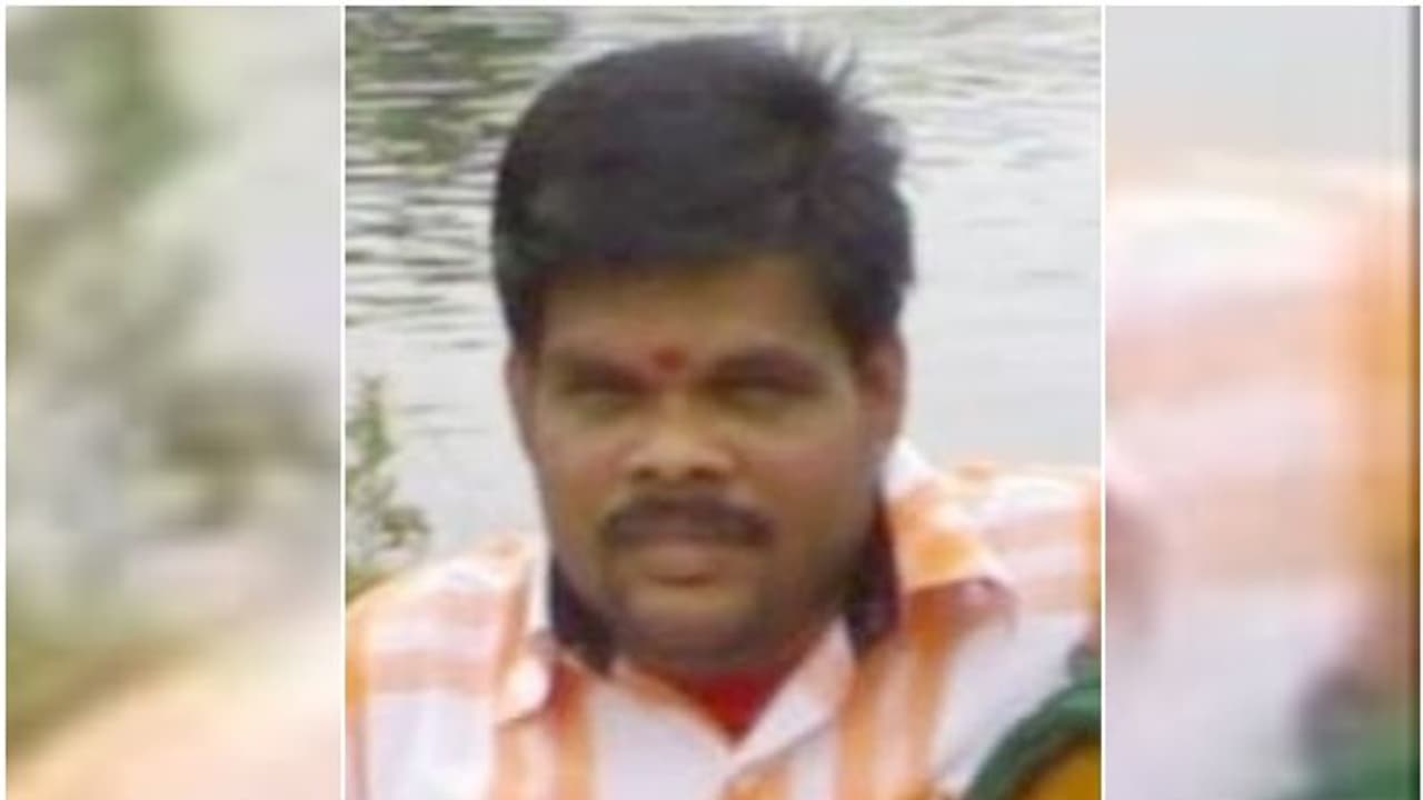 തിരുവാഭരണം കാണാതായതിന് പിന്നാലെ മേല്‍ശാന്തി തൂങ്ങിമരിച്ച നിലയില്‍...