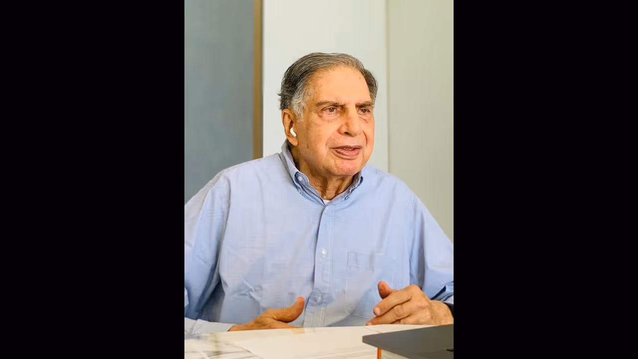 ಇನ್ಮುಂದೆ ಭಾರತದಿಂದ ವಿದೇಶಗಳಿಗೆ ಜಾಗ್ವಾರ್ ಲ್ಯಾಂಡ್ ರೋವರ್ ಕಾರು ರಫ್ತು, ಟಾಟಾ $ 1 ಬಿಲಿಯನ್ ಹೂಡಿಕೆ! ಇನ್ಮುಂದೆ ಭಾರತದಿಂದ ವಿದೇಶಗಳಿಗೆ ಜಾಗ್ವಾರ್ ಲ್ಯಾಂಡ್ ರೋವರ್ ಕಾರು ರಫ್ತು, ಟಾಟಾ $ 1 ಬಿಲಿಯನ್ ಹೂಡಿಕೆ!