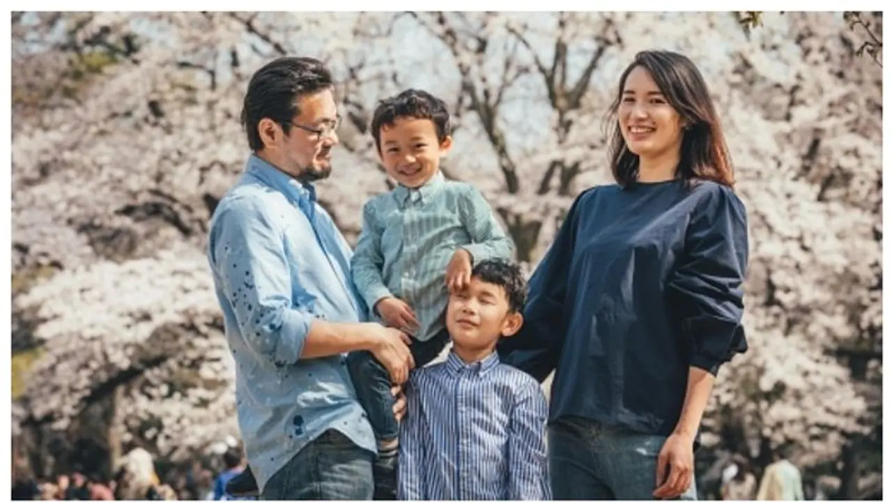 ഭർത്താവ് ശമ്പളം മുഴുവൻ ഭാര്യയെ ഏൽപ്പിക്കും, പിന്നീട് പോക്കറ്റ് മണിയായി വാങ്ങും; ജപ്പാൻ പൊളിയെന്ന് !