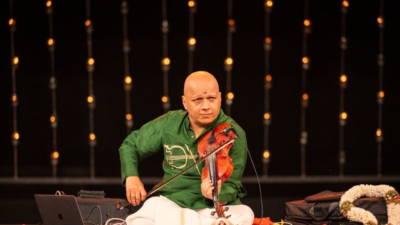 யக்‌ஷா 2ஆம் நாள் விழா: மனதை மயக்கிய குமரேஷின் வயலின் இசை! சுஹாசினி, சுதா ரகுநாதன் பங்கேற்பு