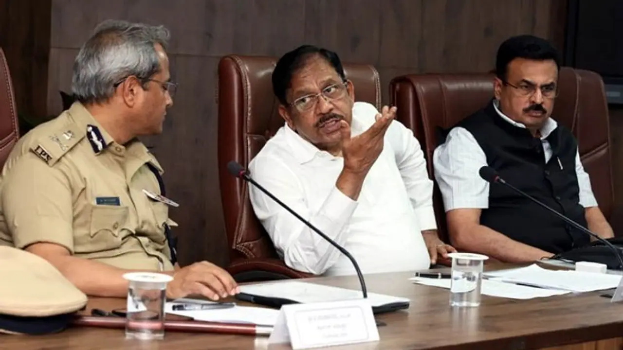 ಪ್ರಜ್ವಲ್ ರೇವಣ್ಣ ಅಶ್ಲೀಲ ವಿಡಿಯೋ ಕೇಸ್, ಸಿಬಿಐ ತನಿಖೆಗೆ ಕೊಡುವ ಅಗತ್ಯವಿಲ್ಲ: ಗೃಹ ಸಚಿವ ಪರಮೇಶ್ವರ್ ಪ್ರಜ್ವಲ್ ರೇವಣ್ಣ ಅಶ್ಲೀಲ ವಿಡಿಯೋ ಕೇಸ್, ಸಿಬಿಐ ತನಿಖೆಗೆ ಕೊಡುವ ಅಗತ್ಯವಿಲ್ಲ: ಗೃಹ ಸಚಿವ ಪರಮೇಶ್ವರ್