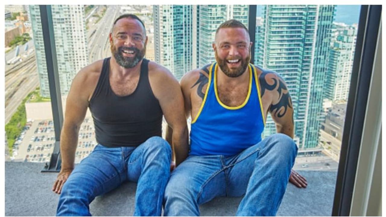 പേരും ഇഷ്ടങ്ങളും സുഹൃത്തുക്കള്‍ പോലും സമാനം; വിമാനത്തില്‍ വച്ച് സ്വന്തം 'കുമ്പിടിയെ' കണ്ടെത്തി യാത്രക്കാരന്‍ !