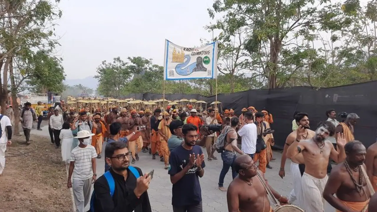 Maha Shivratri | பல்வேறு மாநிலங்களில் இருந்து ஈஷாவுக்கு பாத யாத்திரை வந்த சிவ பக்தர்கள் Maha Shivratri | பல்வேறு மாநிலங்களில் இருந்து ஈஷாவுக்கு பாத யாத்திரை வந்த சிவ பக்தர்கள்