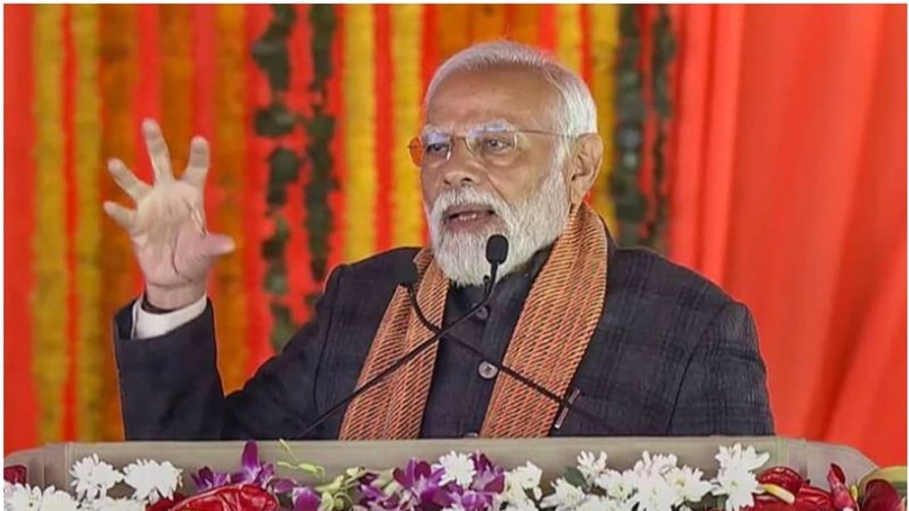 ನನ್ನ ಗುರಿ ದೇಶ ನಿರ್ಮಾಣವೇ ಹೊರತು ಚುನಾವಣಾ ಗೆಲುವಲ್ಲ: ಪ್ರಧಾನಿ ಮೋದಿ ನನ್ನ ಗುರಿ ದೇಶ ನಿರ್ಮಾಣವೇ ಹೊರತು ಚುನಾವಣಾ ಗೆಲುವಲ್ಲ: ಪ್ರಧಾನಿ ಮೋದಿ