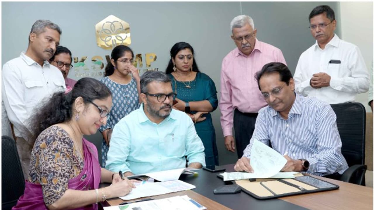 നാ​ഗ്പു‍ർ കമ്പനിയുമായി 95.24 കോടിയുടെ കരാറില്‍ ഒപ്പുവച്ചു കേരളം; ലെഗസി ഡമ്പ് സൈറ്റുകളുടെ ബയോമൈനിംഗ് ലക്ഷ്യം