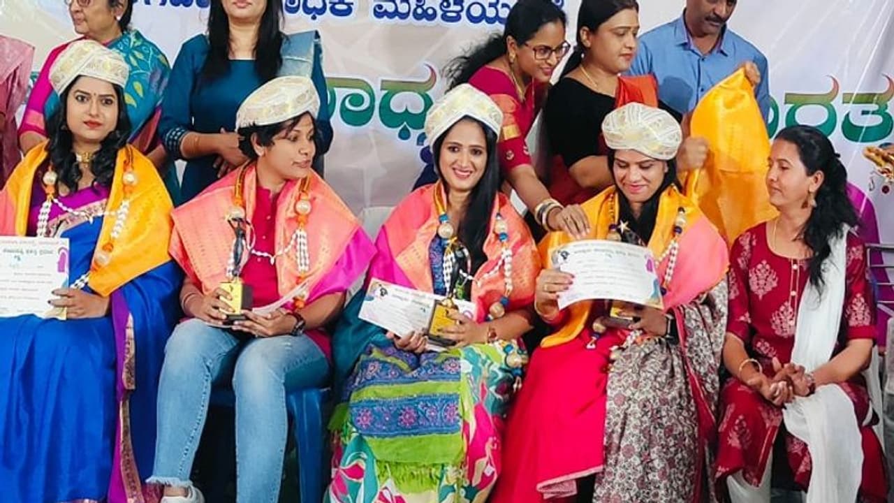 International Women's Day: ಸುವರ್ಣ ನ್ಯೂಸ್ ವರದಿಗಾರ್ತಿಯರಿಗೆ ಸೇವಾರತ್ನ ಪ್ರಶಸ್ತಿ ಪ್ರದಾನ