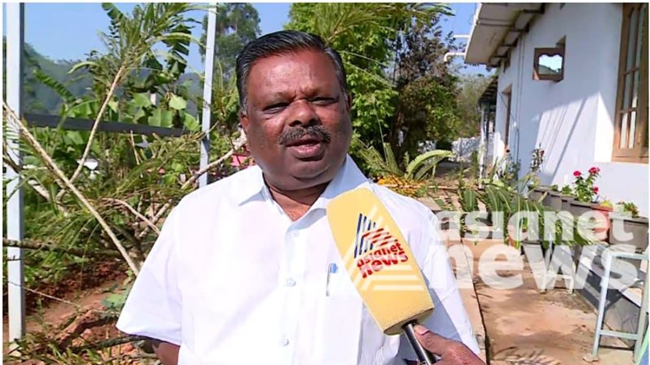 എസ് രാജേന്ദ്രൻ ബിജെപിയിലേക്ക്? നേതാക്കൾ വീട്ടിലെത്തി ചർച്ച നടത്തി, സസ്പെന്ഷൻ പിൻവലിച്ചില്ലെങ്കില് തീരുമാനം എസ് രാജേന്ദ്രൻ ബിജെപിയിലേക്ക്? നേതാക്കൾ വീട്ടിലെത്തി ചർച്ച നടത്തി, സസ്പെന്ഷൻ പിൻവലിച്ചില്ലെങ്കില് തീരുമാനം