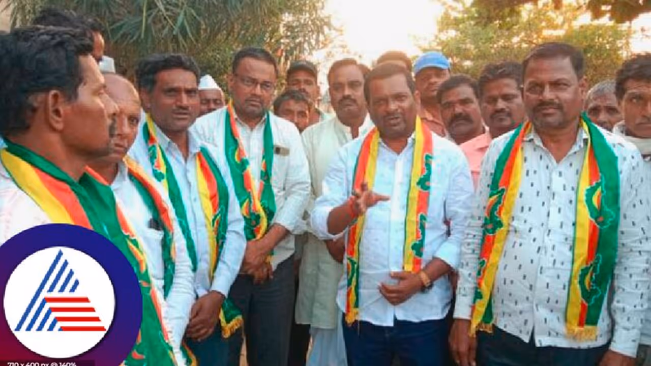 ದೇವರಹಿಪ್ಪರಗಿ: ಬಾವಿ ಕೊರೆಯುತ್ತಿದ್ದ ಗ್ರಾಮಸ್ಥರಿಗೆ ತಹಸೀಲ್ದಾರ್ ಅಡ್ಡಿ; ಮುಂದೇನಾಯ್ತು ನೋಡಿ! ದೇವರಹಿಪ್ಪರಗಿ: ಬಾವಿ ಕೊರೆಯುತ್ತಿದ್ದ ಗ್ರಾಮಸ್ಥರಿಗೆ ತಹಸೀಲ್ದಾರ್ ಅಡ್ಡಿ; ಮುಂದೇನಾಯ್ತು ನೋಡಿ!