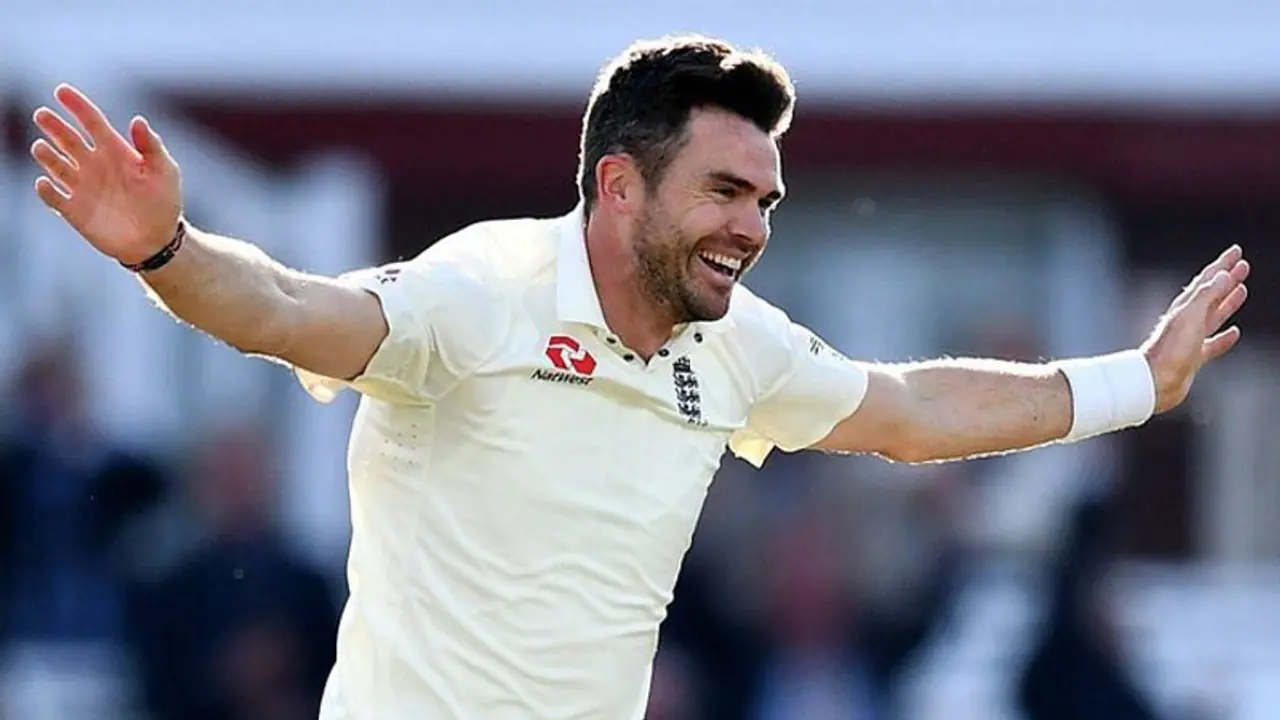 James Anderson: చరిత్ర సృష్టించిన జేమ్స్ అండర్సన్.. తొలి పేసర్గా రికార్డు ! James Anderson: చరిత్ర సృష్టించిన జేమ్స్ అండర్సన్.. తొలి పేసర్గా రికార్డు !