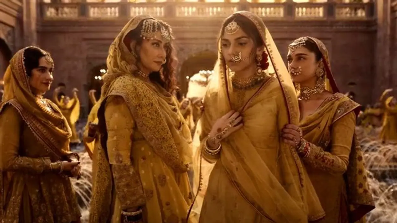 'Heermandi' first song OUT: Aditi Rao Hydari, Manisha Koirala look regal in 'Sakal Ban' track