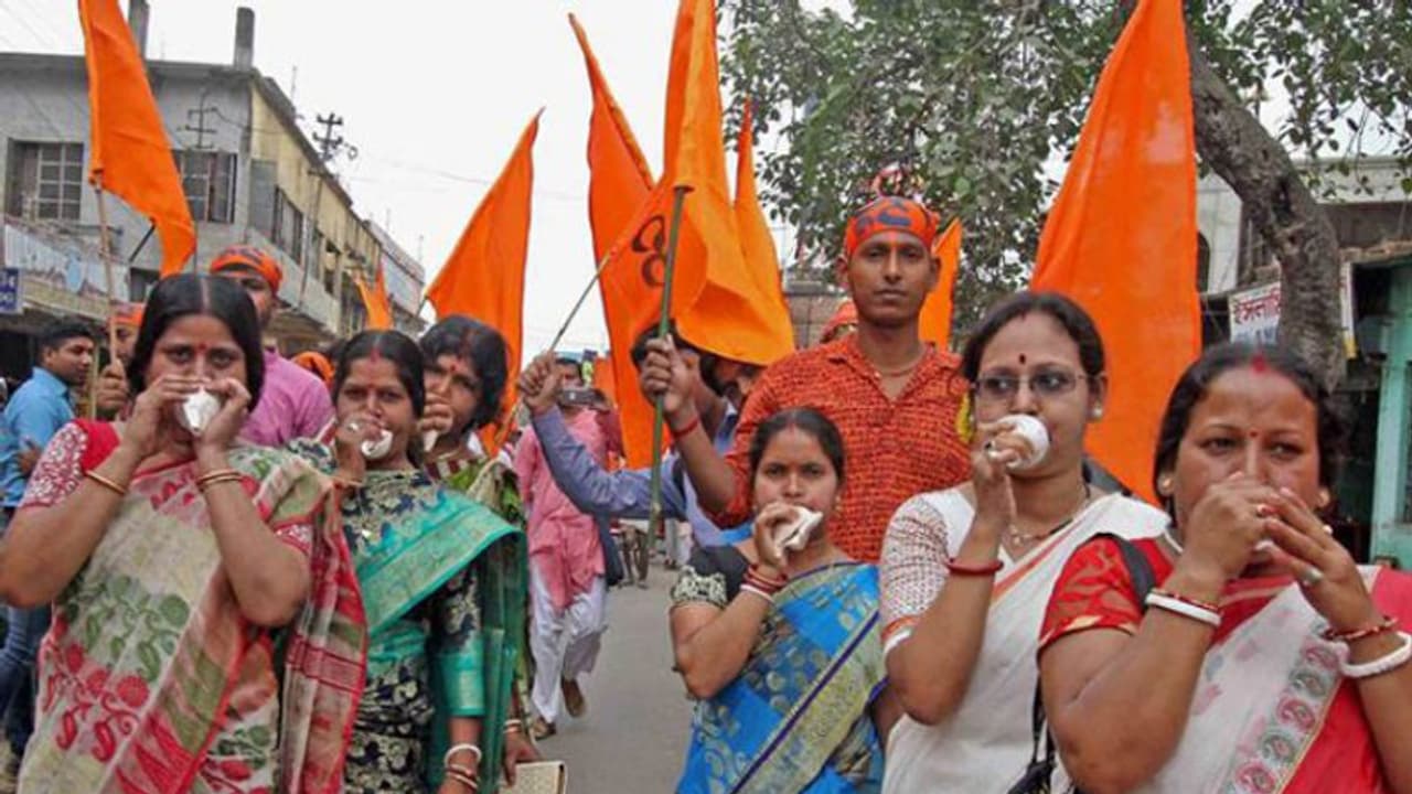 'രാമ നവമിക്ക് പൊതു അവധി, ഇതാദ്യം'; സുപ്രധാന പ്രഖ്യാപനം നടത്തി മമത ബാനര്ജി സര്ക്കാര് 'രാമ നവമിക്ക് പൊതു അവധി, ഇതാദ്യം'; സുപ്രധാന പ്രഖ്യാപനം നടത്തി മമത ബാനര്ജി സര്ക്കാര്
