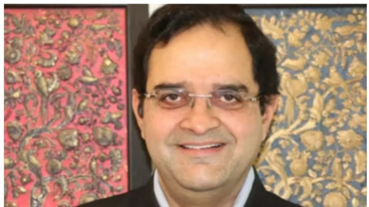 ബിജെപി എംപി ബ്രിജേന്ദ്ര സിങ് കോൺഗ്രസിൽ ചേർന്നു ബിജെപി എംപി ബ്രിജേന്ദ്ര സിങ് കോൺഗ്രസിൽ ചേർന്നു