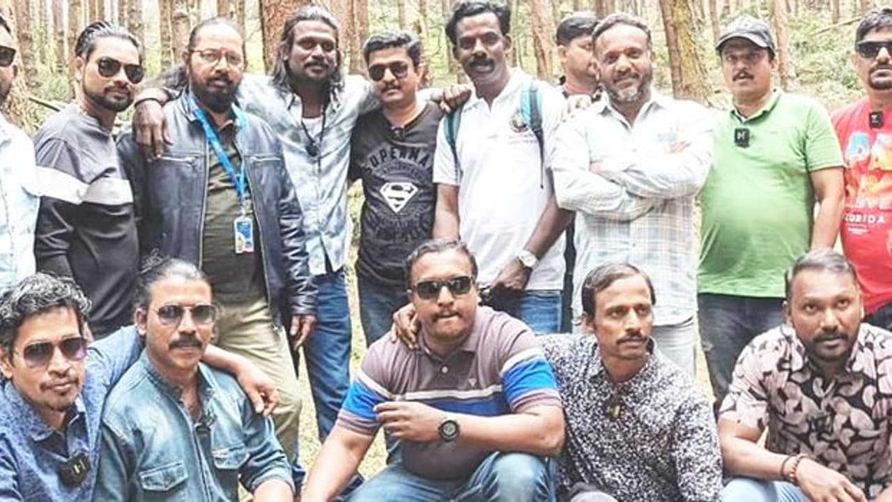 ഒടുവില് 18 കൊല്ലത്തിന് ശേഷം 'ഒറിജിനല് മഞ്ഞുമ്മല് ബോയ്സ്'ഗുണകേവ് സന്ദര്ശിച്ചു ഒടുവില് 18 കൊല്ലത്തിന് ശേഷം 'ഒറിജിനല് മഞ്ഞുമ്മല് ബോയ്സ്'ഗുണകേവ് സന്ദര്ശിച്ചു