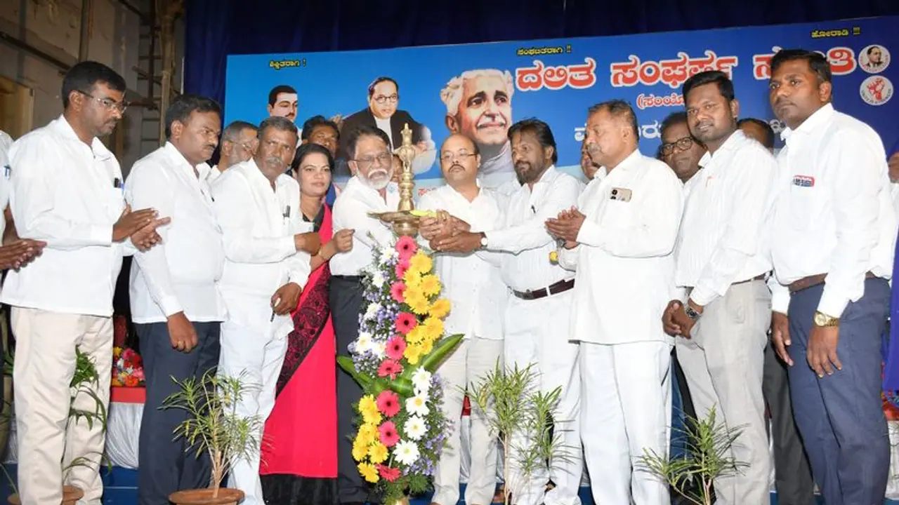 ಜಾತಿ ವ್ಯವಸ್ಥೆ, ಅಸ್ಪೃಶ್ಯತೆ ವಿರುದ್ಧ ಧ್ವನಿಯೆತ್ತಿದಾಗ ಮಾತ್ರ ಮನುಷ್ಯತ್ವ ರಕ್ಷಣೆ ಸಾಧ್ಯ : ಡಾ. ಯತೀಂದ್ರ ಜಾತಿ ವ್ಯವಸ್ಥೆ, ಅಸ್ಪೃಶ್ಯತೆ ವಿರುದ್ಧ ಧ್ವನಿಯೆತ್ತಿದಾಗ ಮಾತ್ರ ಮನುಷ್ಯತ್ವ ರಕ್ಷಣೆ ಸಾಧ್ಯ : ಡಾ. ಯತೀಂದ್ರ