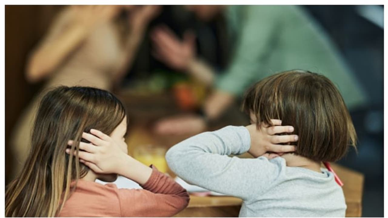 ആ പേര് എന്‍റെത്! മകൾക്ക് കണ്ടുവച്ച പേര് അനിയത്തി അടിച്ച് മാറ്റിയെന്ന് സഹോദരി; തര്‍ക്കത്തില്‍ ഇടപെട്ട് സോഷ്യല്‍